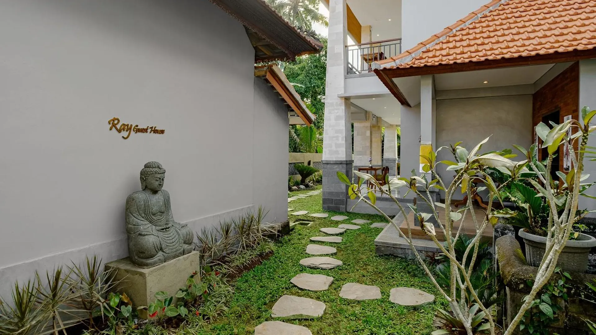Ray Guest House Ubud