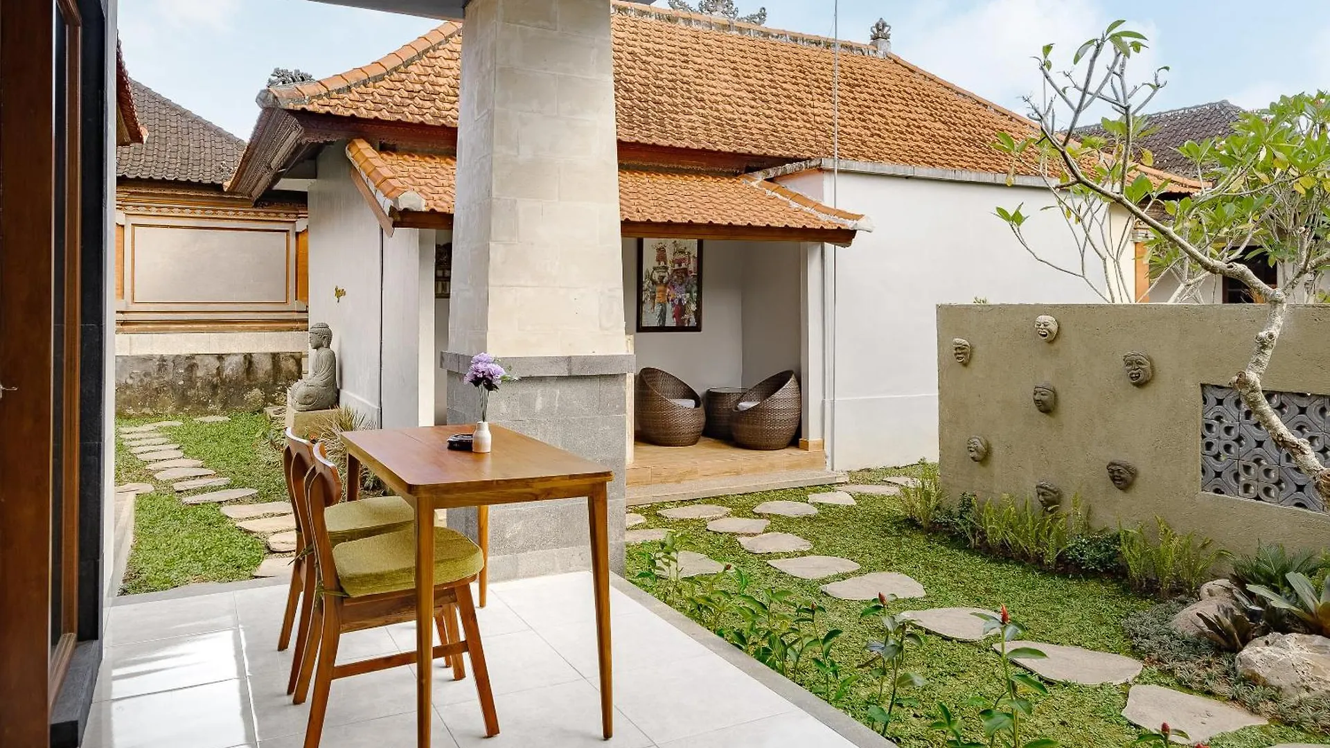 Ray Guest House Ubud