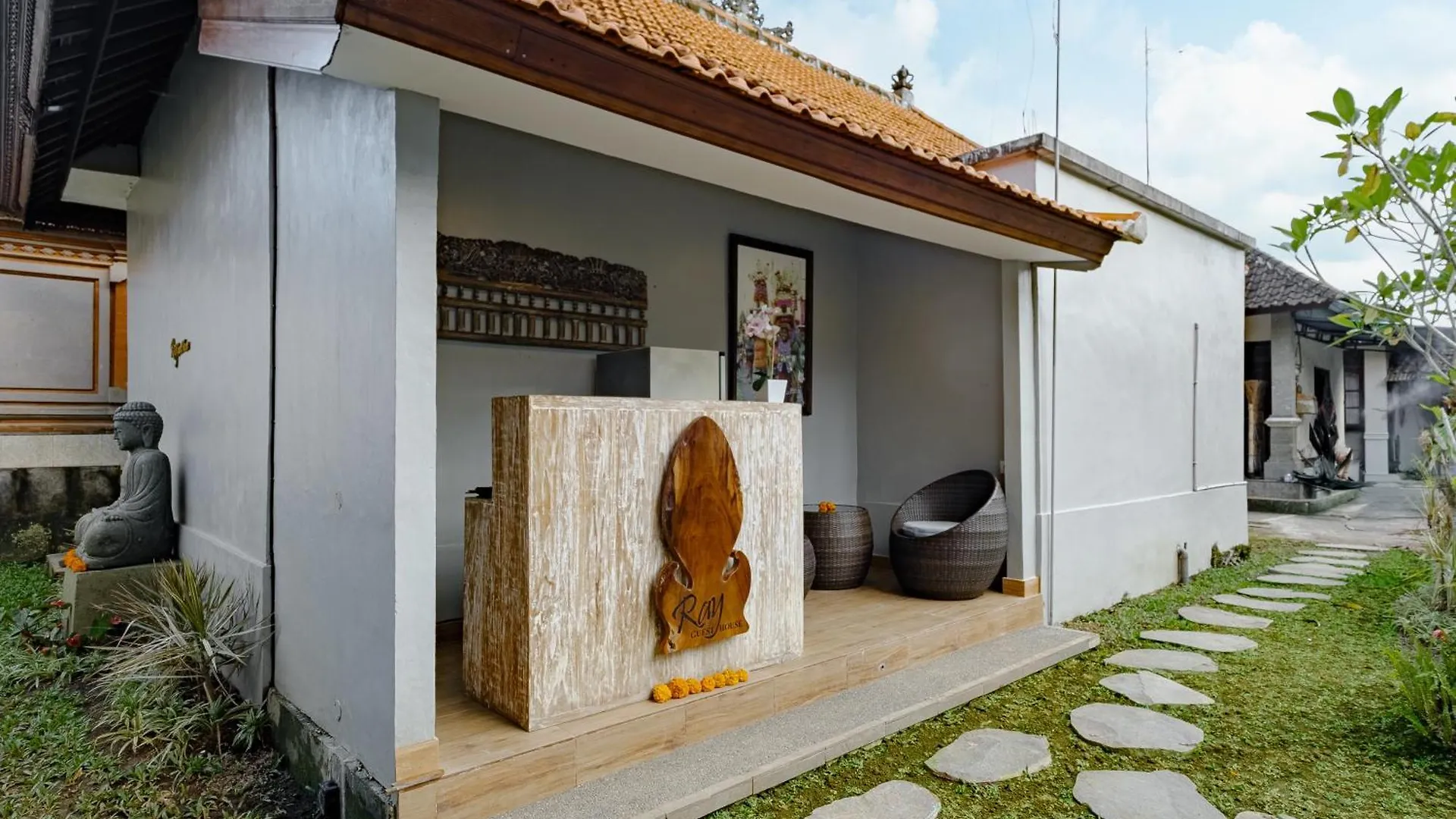 Ray Guest House Ubud  Indonesia